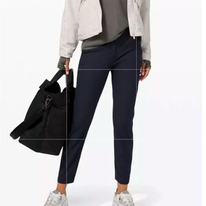 Lululemon city sleek 5 pocket pant ankle chino true navy warpstreme size 8 woman